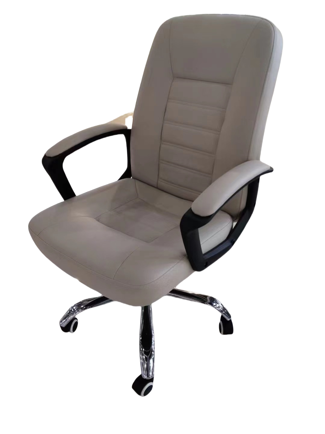 Leather office chair with cushioned seat and armrests, ideal for office or conference room use. Perfect for wholesale imports directly from China for business or commercial spaces.