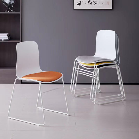 Stackable dining and café chairs with cushioned seating, ideal for commercial spaces and home use. Perfect for wholesale purchases from a trusted Chinese supplier.