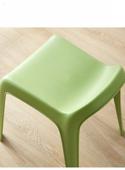 Stackable modern minimalist chair suitable for dining areas, offices, cafes, and other commercial spaces. Ideal for wholesale buyers sourcing directly from China.