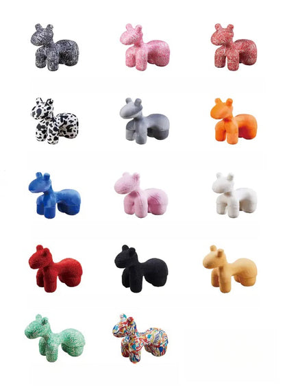 Animal-shaped stools, creative furniture for modern and art-inspired spaces, ideal for living rooms, lounges, galleries, cafes, and available for direct wholesale from a Chinese manufacturer.